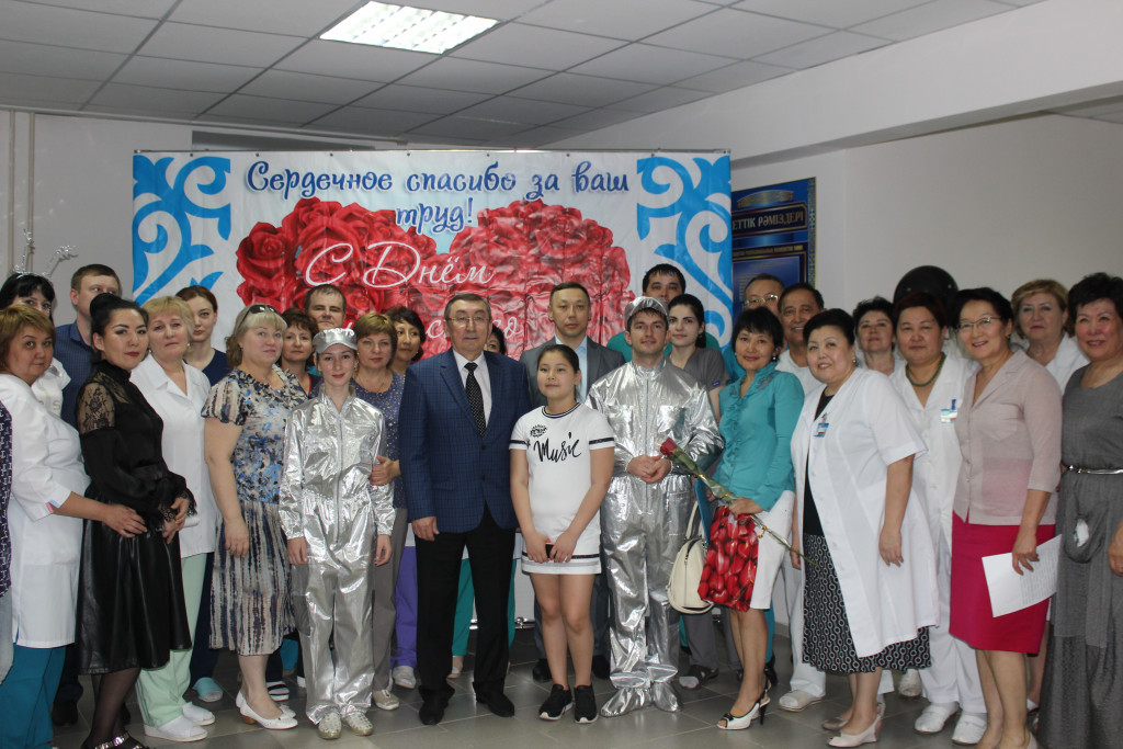 Поздравляем с Днем медицинского работника!