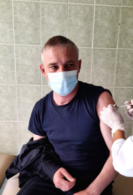 Сотрудники отдела по ЧС Железинского района ДЧС Павлодарской области МЧС РК получили вакцину от КВИ.