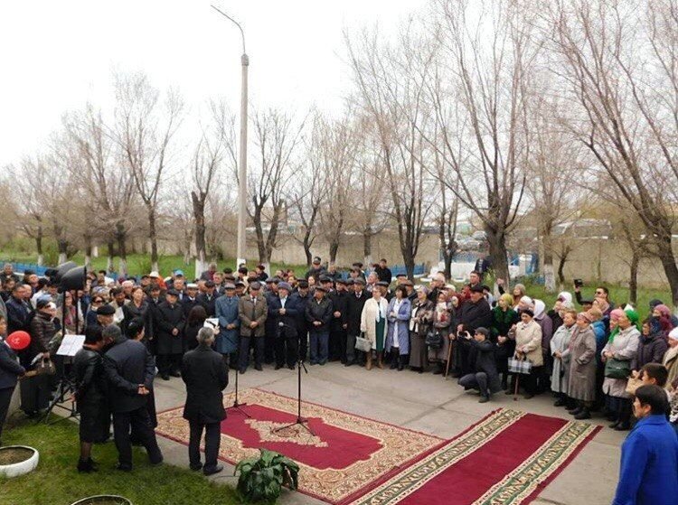  11 мая 2018 года в Лебяжинском районе с. Акку состоялось открытие мемориальной доски имени Шынгысқазы Карибайұлы 