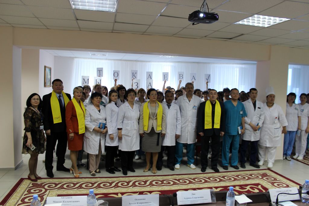  Встреча представителей предвыборной кампании в Президенты РК с коллективом больницы 