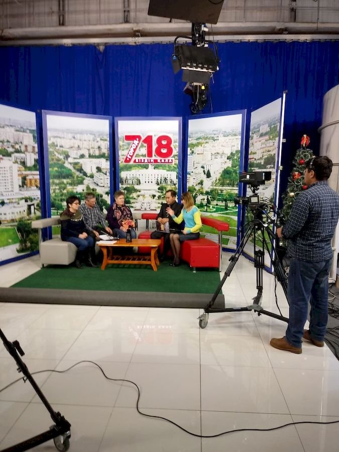  Телепередача «Біздің қала — город 718» в Павлодаре 