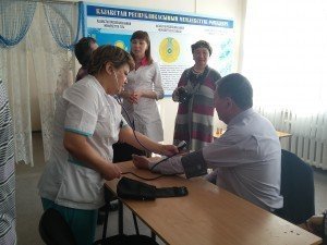  Врачи Актогайской ЦРБ посетили клуб ветеранов «Ардагер» 