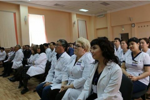   Павлодарские медики поддержали кандидата от партии Nur Otan.  