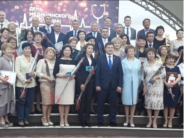 Заслуженные награды наших врачей