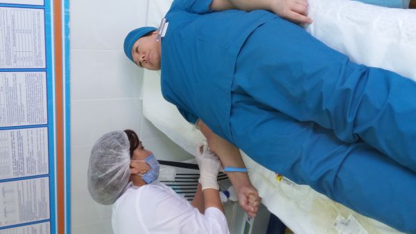 18 января 2017г в КГП на ПХВ «Павлодарский областной кардиологический центр» совместно с Павлодарским областным центром крови прошла акция по сдаче донорской крови «От сердца к сердцу».