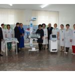 «АЯЛА» ҚАЙЫРЫМДЫЛЫҚ ҚОРЫ ЖӘНЕ ҚАЗАҚСТАН ХАЛЫҚ БАНКІ ӨМІРЛІК ҚАЖЕТТІ ЖАБДЫҚТЫ ЕКІБАСТҰЗ ПЕРЗЕНТХАНАСЫНЫҢ БАЛАЛАР ЖАН САҚТАУ БӨЛІМШЕСІНЕ БЕРДІ